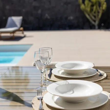 Volcan * بلايا بلانكا