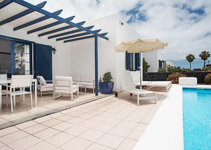 Volcan Villa Playa Blanca