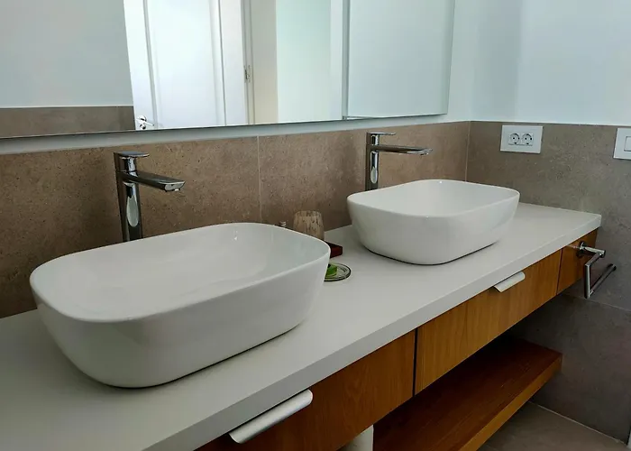 Volcan فيلة بلايا بلانكا